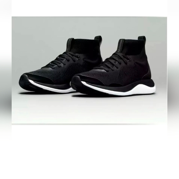 Lululemon Women's Chargefeel Workout Shoes Preowned Sz 9 - Picture 1 of 6